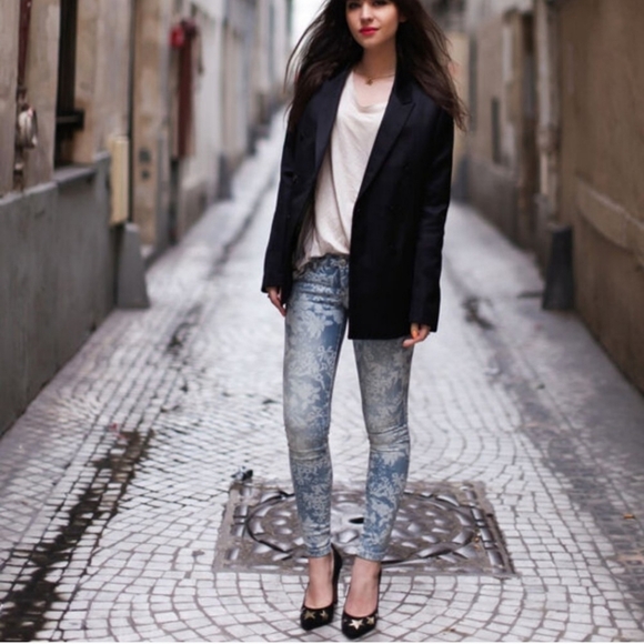 Free People, Hawaiian Floral Skinny Jeans,‎ Size 27 - Picture 2 of 7